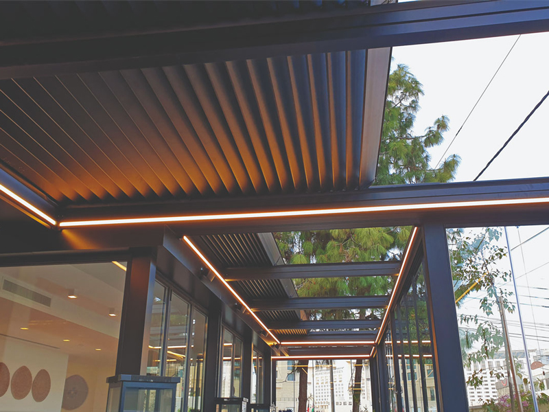 Sun-Terrace-Motorized-Louvered-Shutters-Roof-Fully-Retractable-Pergola-For-Garden-Backyard6.jpg