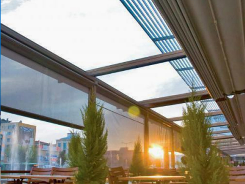 Commercial-Retractable-PVC-Roof-Cover-Systems-100%-Waterproof-Folding-Pergola-For-Hotels-Restaurants4.jpg